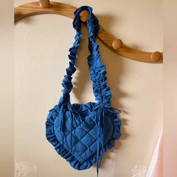 Lisa Says Gah Handbags - Lisa Says Gah Polly Pocket April Heart Purse